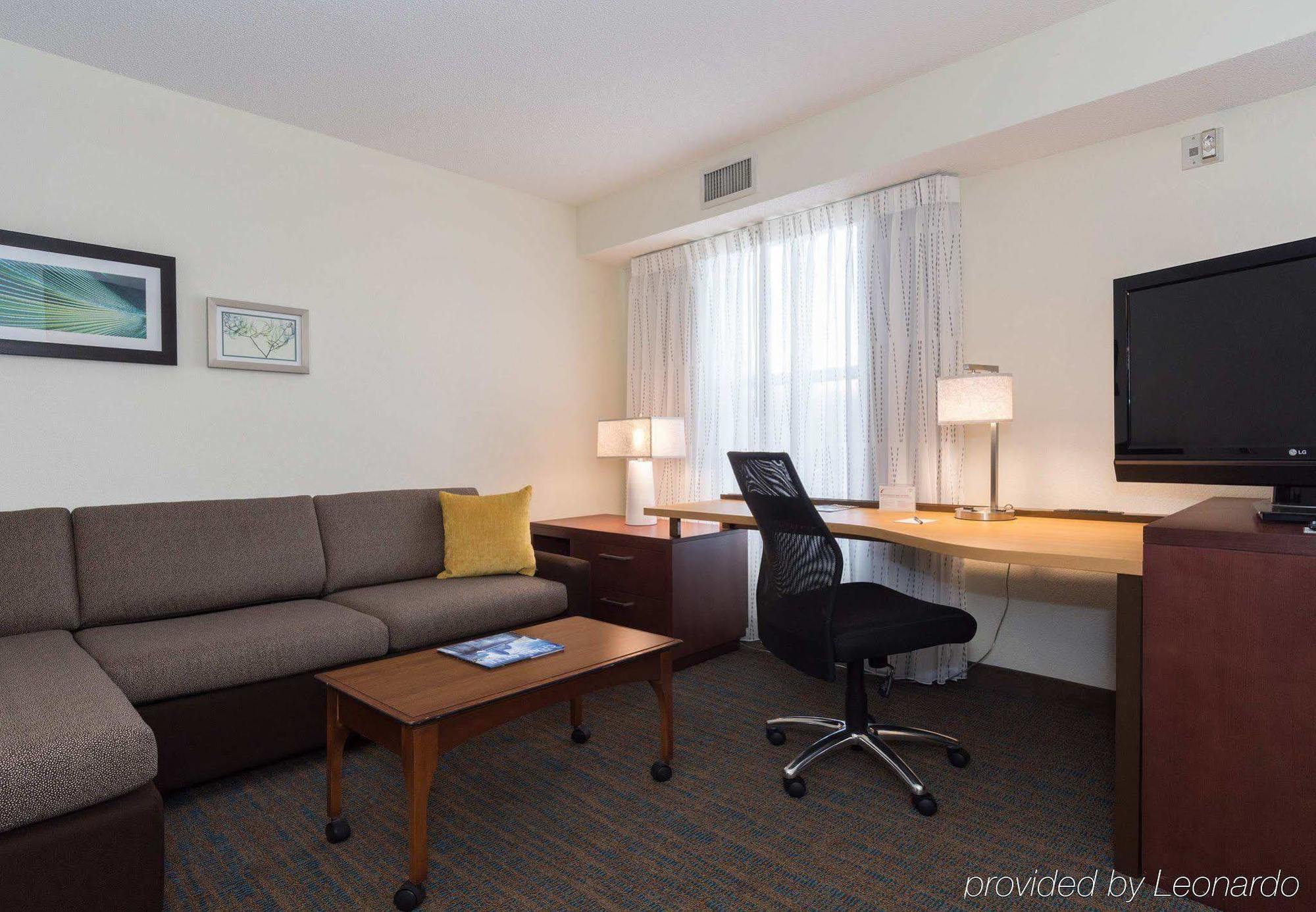 Hotel By Marriott Norman