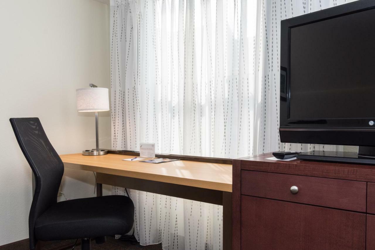 Hotel By Marriott Norman